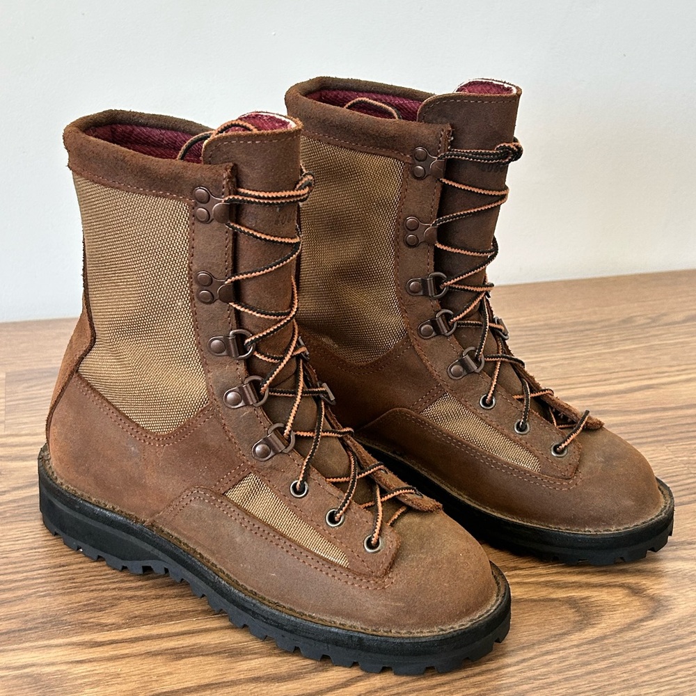 Danner Sierras